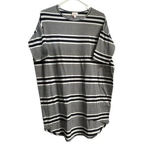 Lularoe Black White Striped Irma S/S Shirt Blouse Top Size XXS EUC #4571